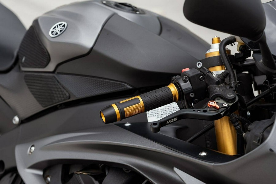 2014 Yamaha YZF-R6 Black
