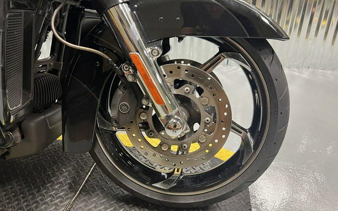 2017 Harley-Davidson FLHXSE - CVO Street Glide