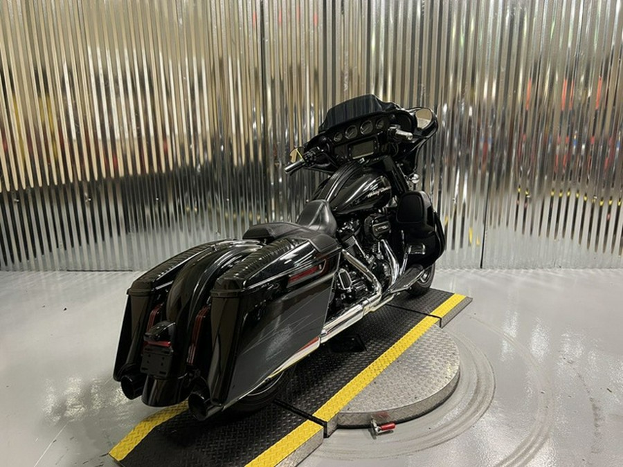 2017 Harley-Davidson FLHXSE - CVO Street Glide