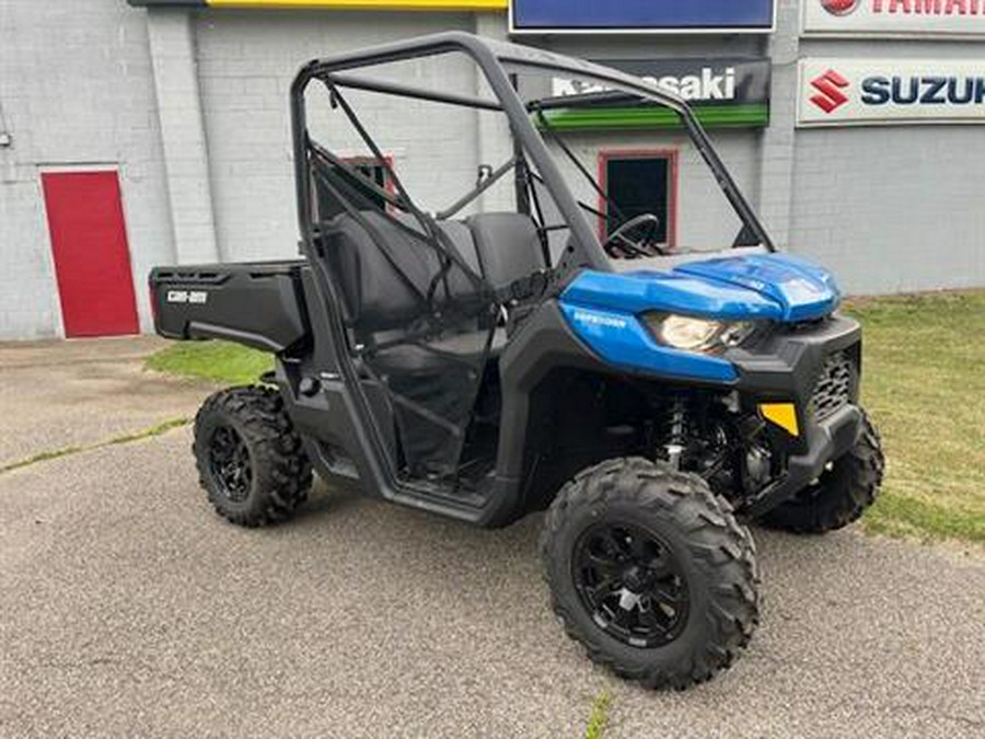 2023 Can-Am Defender DPS HD10