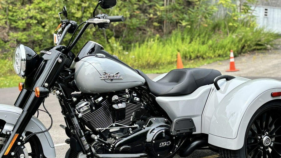 FLRT 2025 Freewheeler®