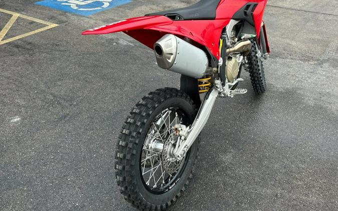 2026 Ducati Desmo450 EDX