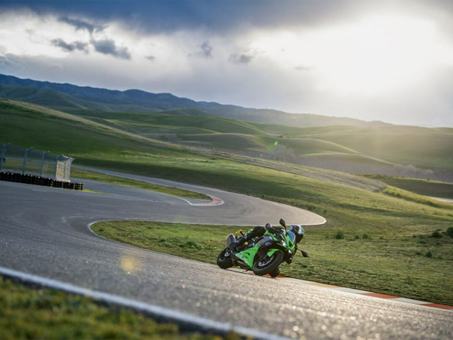 2024 Kawasaki Ninja® ZX™-6R ABS KRT Edition