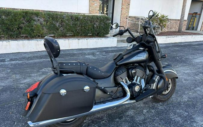 2018 Indian Motorcycle® Chief Dark Horse® ABS Thunder Black Smoke