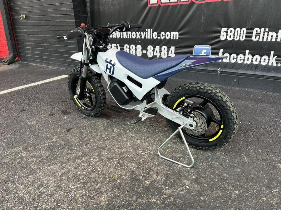 2024 Husqvarna® EE 2