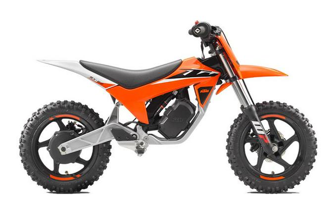 FIRST LOOK! THE ALUMINUM FRAMED 2024 KTM SX-E 2 IS COMING SOON