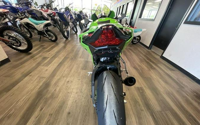 2024 Kawasaki Ninja® ZX™-10R