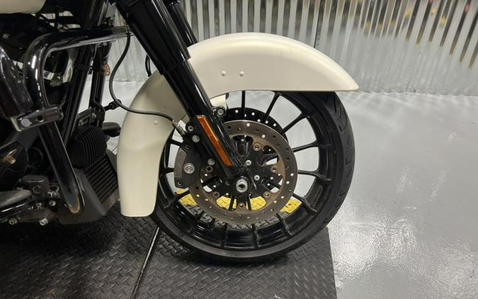 2018 Harley-Davidson FLHXS - Street Glide Special FLHXS