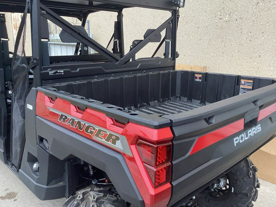 New 2025 POLARIS RANGER CREW XP 1000 PREMIUM SUNSET RED