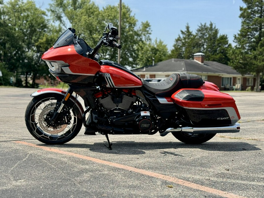 2024 Harley-Davidson CVO™ Road Glide Legendary Orange