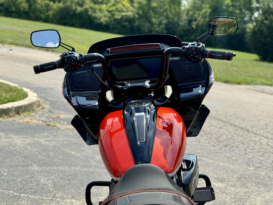 2024 Harley-Davidson CVO™ Road Glide Legendary Orange