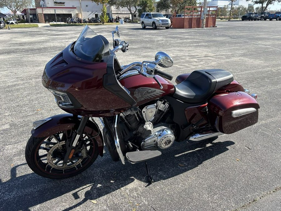 2023 Indian Motorcycle® Challenger® Limited Maroon Metallic