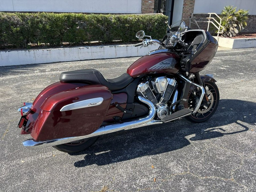 2023 Indian Motorcycle® Challenger® Limited Maroon Metallic