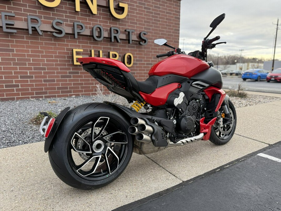 2025 Ducati Diavel V4