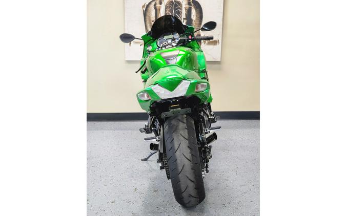 2013 Kawasaki Ninja® ZX™-14R