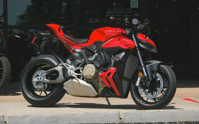 2025 Ducati Streetfighter V4 Ducati Red