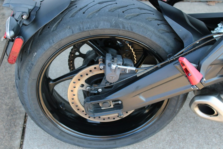 2025 Triumph Trident 660