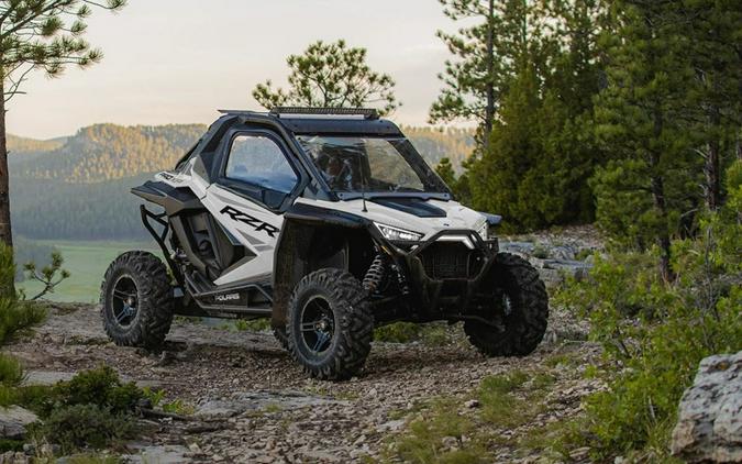 2022 POLARIS RZR PRO XP SPORT - WHITE LIGHTNING White Lightning - UU4018