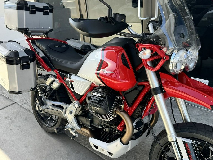 2022 Moto Guzzi V85 TT Adventure E5