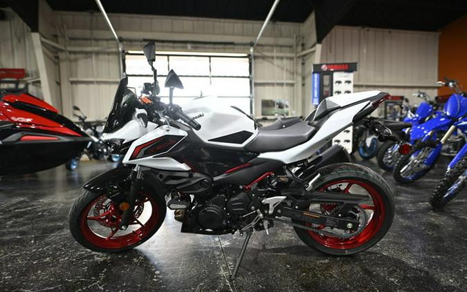 2026 Kawasaki Z500 SE ABS