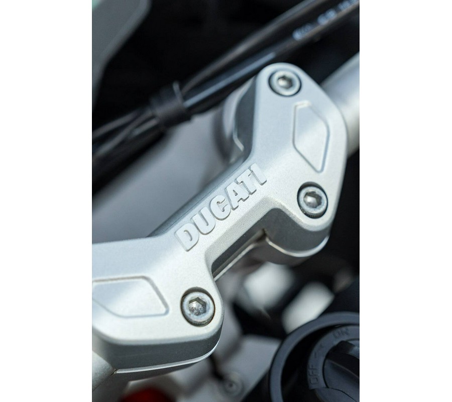 2015 Ducati MULTISTRADA 1200 S TOURING