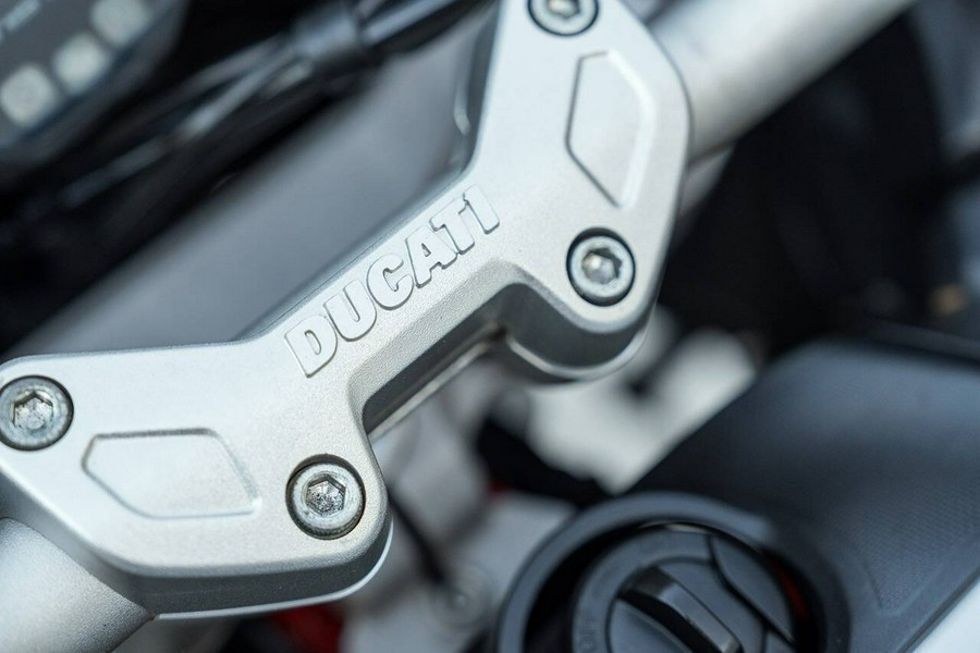 2015 Ducati MULTISTRADA 1200 S TOURING