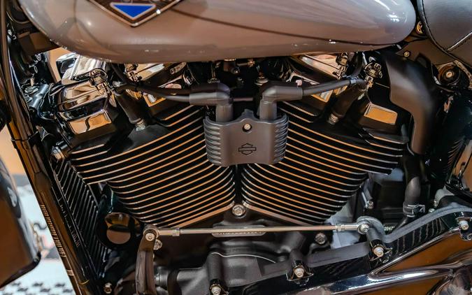 2026 Harley-Davidson Heritage Classic Cruiser FLHC