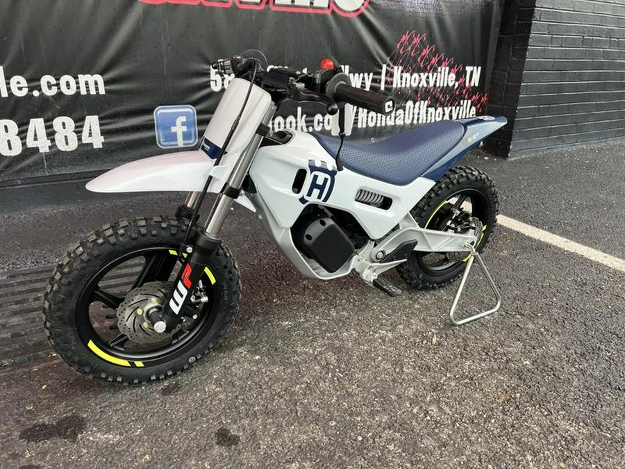 2024 Husqvarna® EE 2