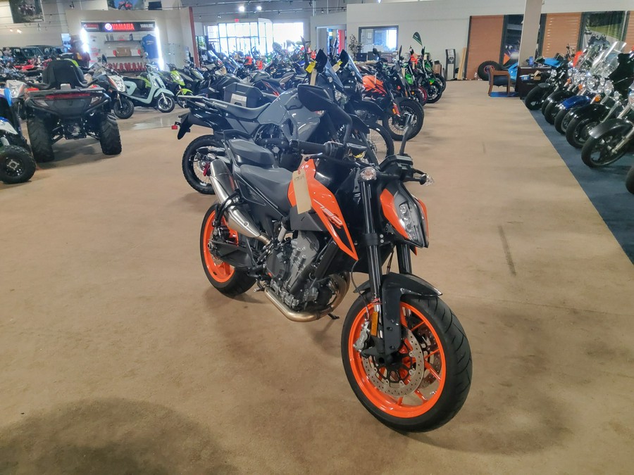 2020 KTM Duke 790