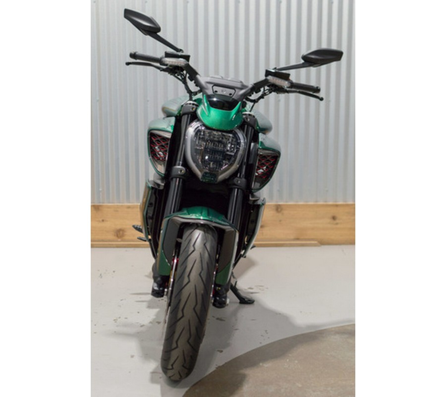 2025 Ducati Diavel For Bentley