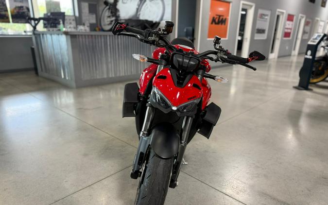 2023 Ducati Streetfighter