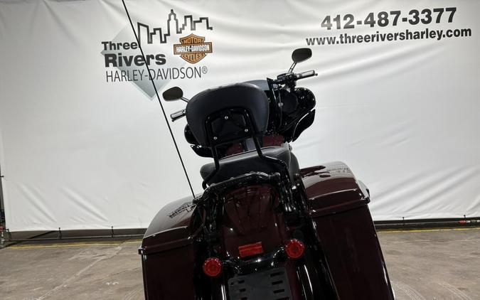 2022 Harley-Davidson® Street Glide® Special Midnight Crimson/Vivid Black - Black Finish