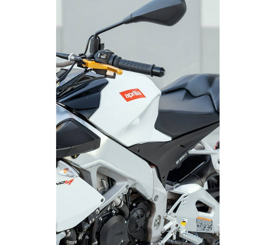 2015 Aprilia Tuono V4 R APRC