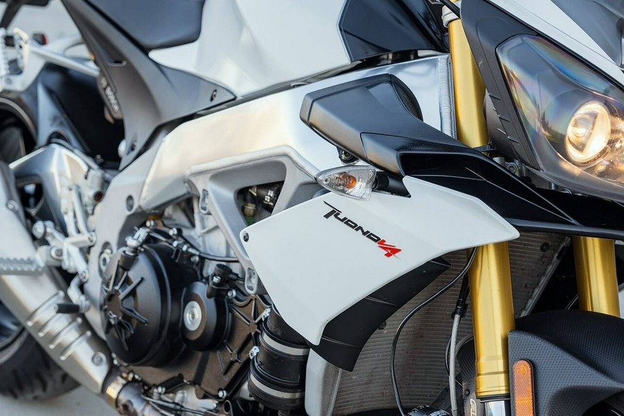 2015 Aprilia Tuono V4 R APRC
