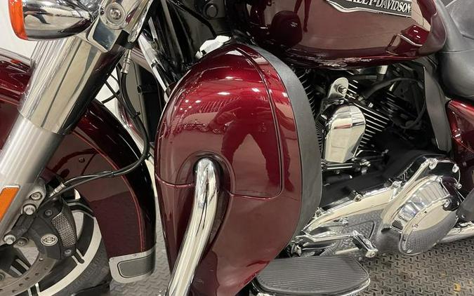 2015 Harley-Davidson® FLHTCU - Electra Glide® Ultra Classic®