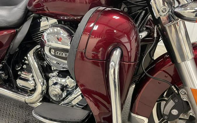 2015 Harley-Davidson® FLHTCU - Electra Glide® Ultra Classic®