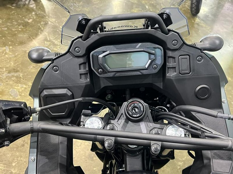 2025 Kawasaki KLR®650 Metallic Matte Old School Green