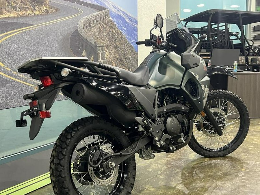 2025 Kawasaki KLR®650 Metallic Matte Old School Green