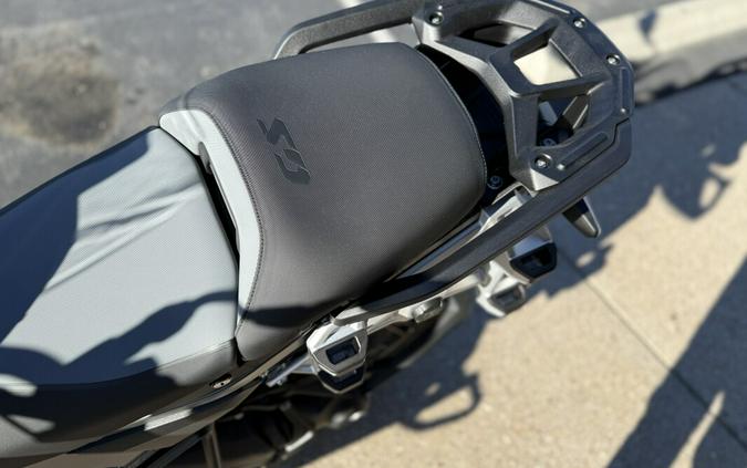 2025 BMW Motorrad R 1300 GS Adventure