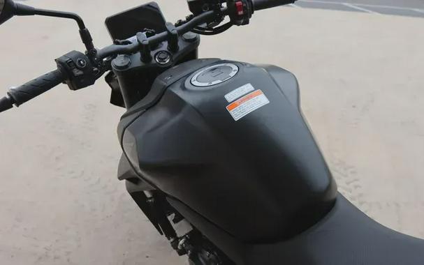 2025 HONDA CB750 HORNET