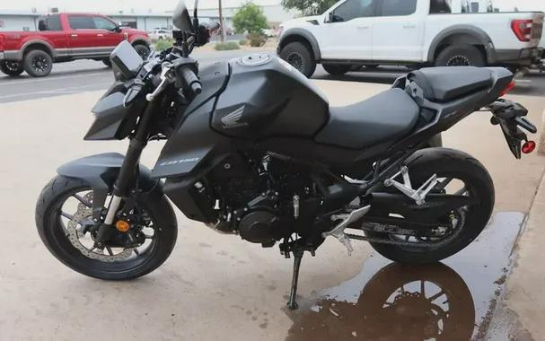 New 2025 HONDA CB750 HORNET