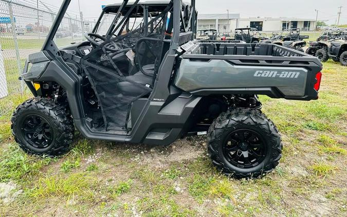 2024 Can-Am® Defender XT HD7