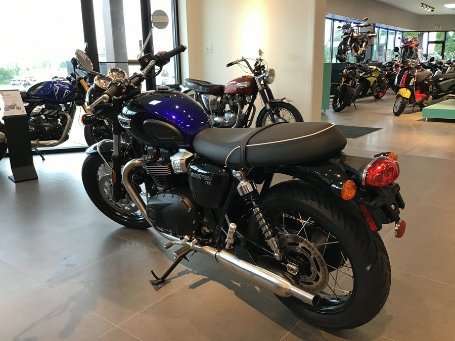 2024 Triumph Bonneville T100