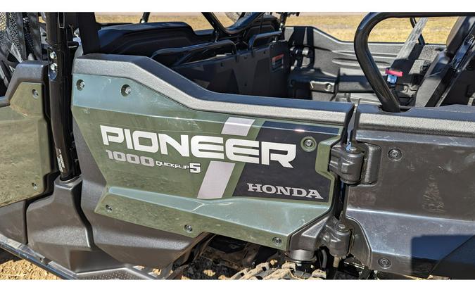 2024 Honda Pioneer 1000-5 Deluxe