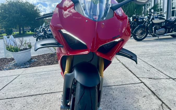 2023 Ducati Panigale V4 S