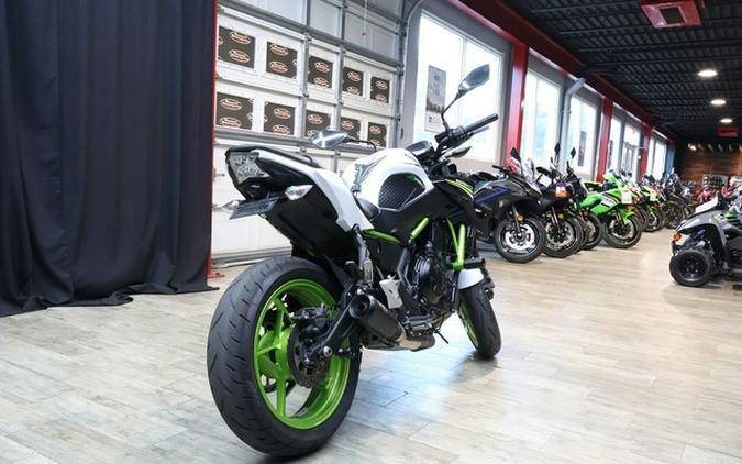 2021 Kawasaki Z650 ABS Pearl Blizzard White/Metallic Spark Black