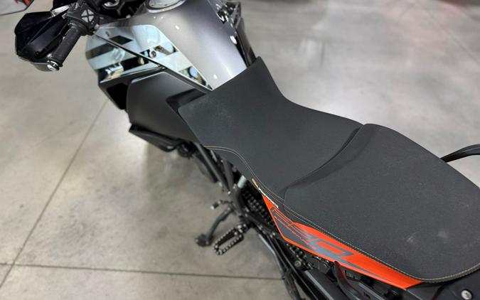 2019 KTM Super Adventure S