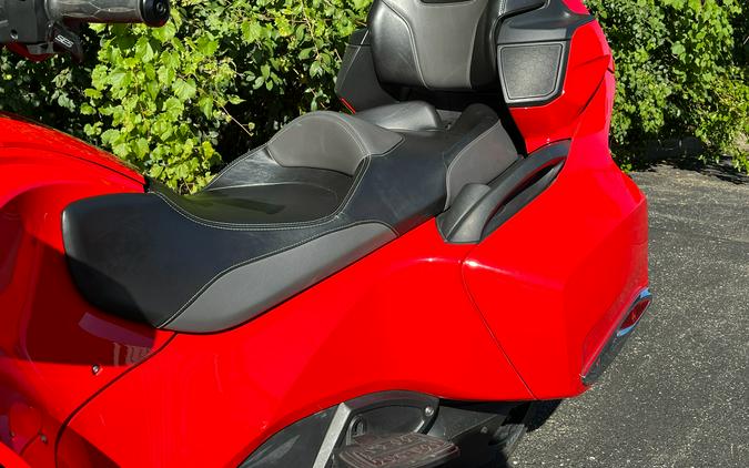 2013 Can-Am Spyder® RT-S SE5