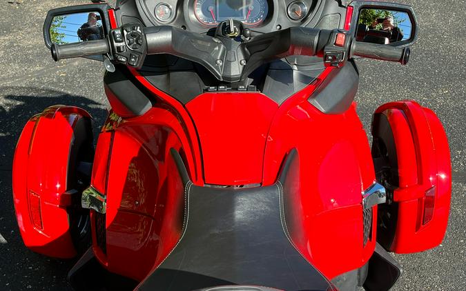 2013 Can-Am Spyder® RT-S SE5