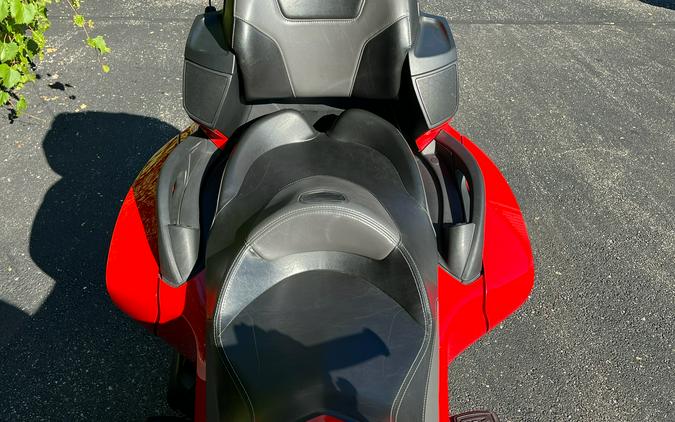 2013 Can-Am Spyder® RT-S SE5
